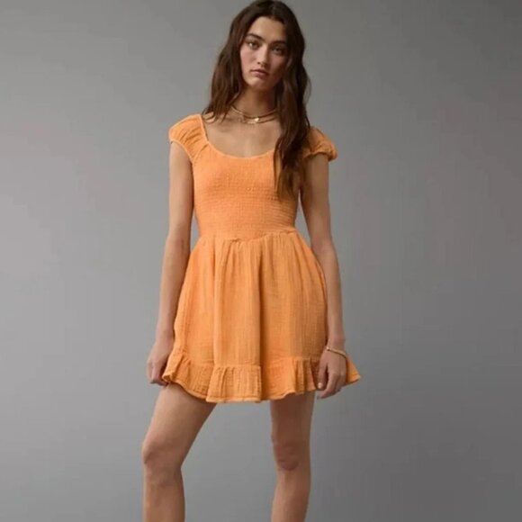 American Eagle Orange Smocked Mini Dress Puff Sleeve Ruffle Hem l Size Small - Picture 1 of 10